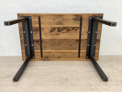 DICHOTOMIC (ディコトミック) ダイニングテーブル