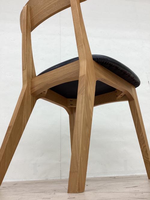 UNICO (ウニコ) ダイニングチェアー ナチュラル×ブラック FIX