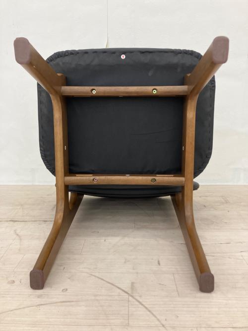 ニトリ ダイニングチェアー ブラウン×ブラック リラックス