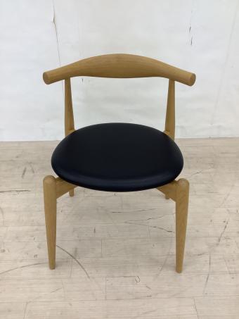 Carl Hansen&Son (カールハンセンアンドサン) ダイニングチェアー CH20  ブラック エルボーチェア