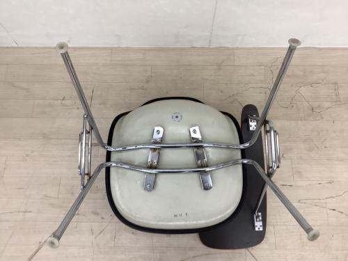 Herman Miller (ハーマンミラー) チェア グリーン スクールベースサイドシェルチェア