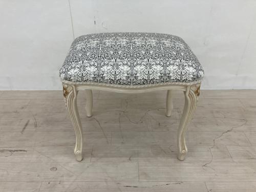 dinos (ディノス) スツール『ブラザーラビット』 ホワイト Fabric by BEST OF MORRIS