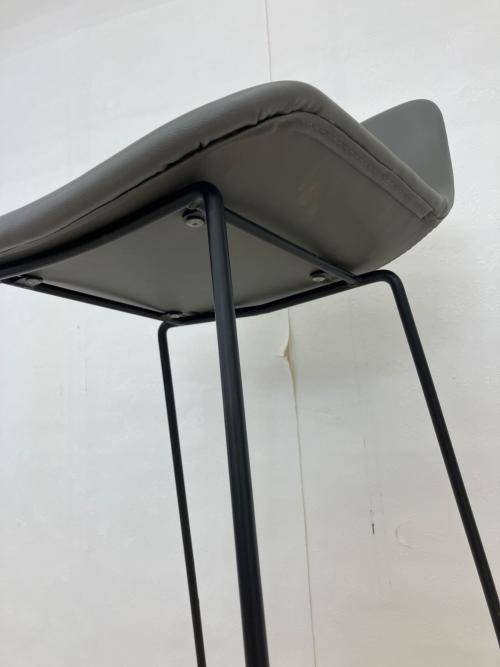 ASHLEY Furniture (アシュレイファニチャー) カウンターチェアー グレー Centiar Barstool