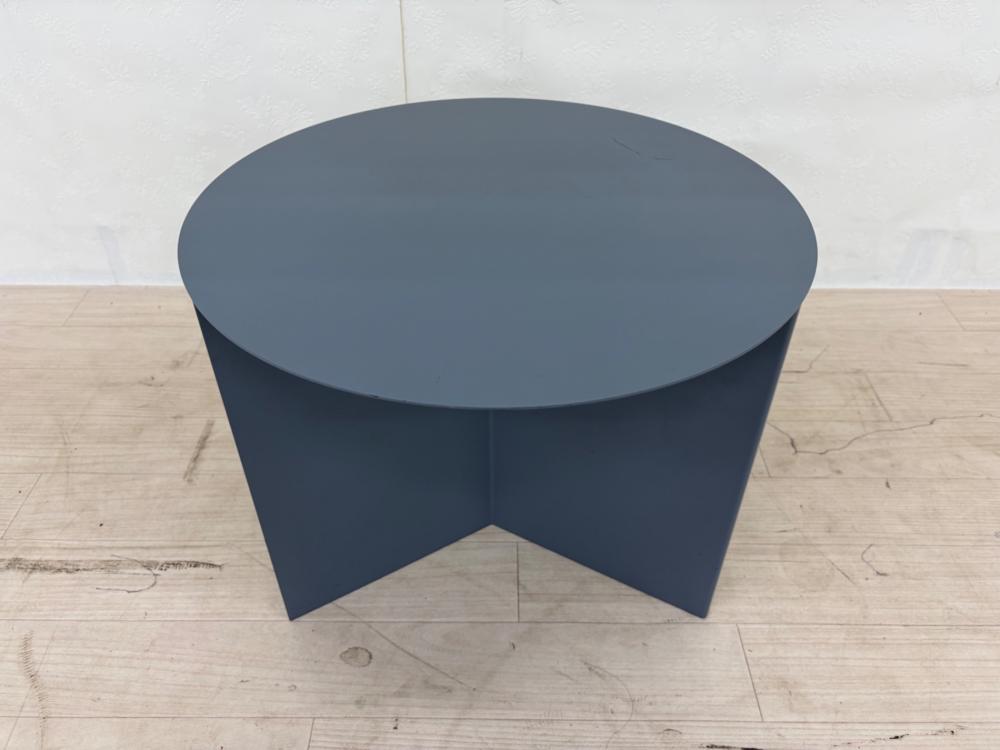 【トレファク摂津店】HAYサイドテーブル入荷致しました！！ HAY (ヘイ) サイドテーブル ネイビー SLIT TABLE ROUND｜トレファクONLINE