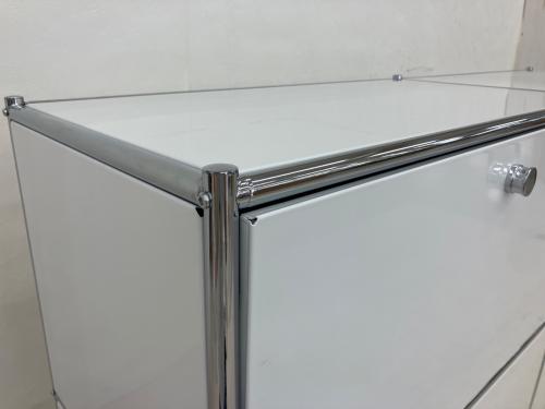 USM Haller (ユーエスエムハラー) サイドボード JPQS000 24 ホワイト×シルバー