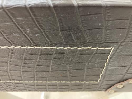 トランク風コンソールテーブル ブラック×シルバー