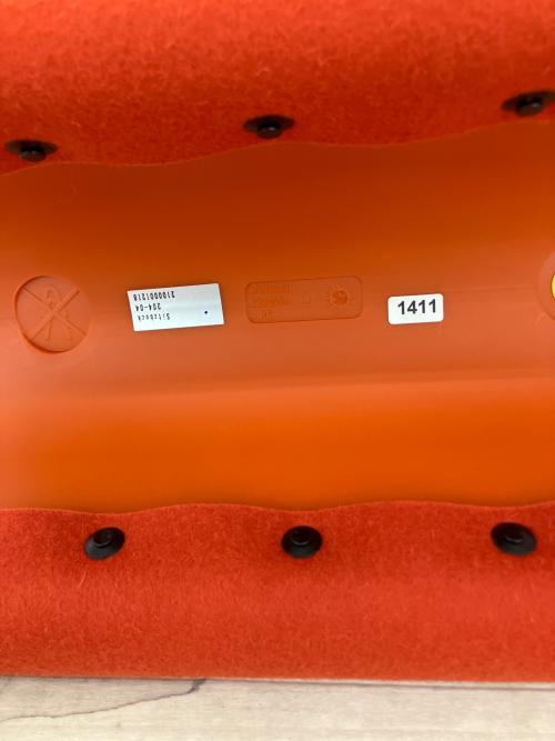 Wilkhahn (ウィルクハーン) スツール オレンジ Sitzbock