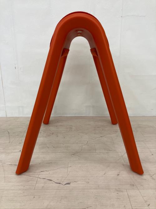 Wilkhahn (ウィルクハーン) スツール オレンジ Sitzbock