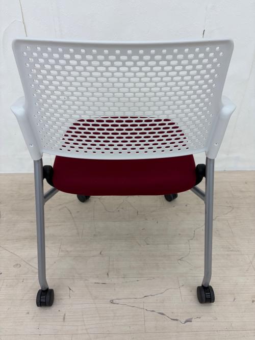 内田洋行 (ウチダヨウコウ) ミーティングチェア FM-345WS レッド