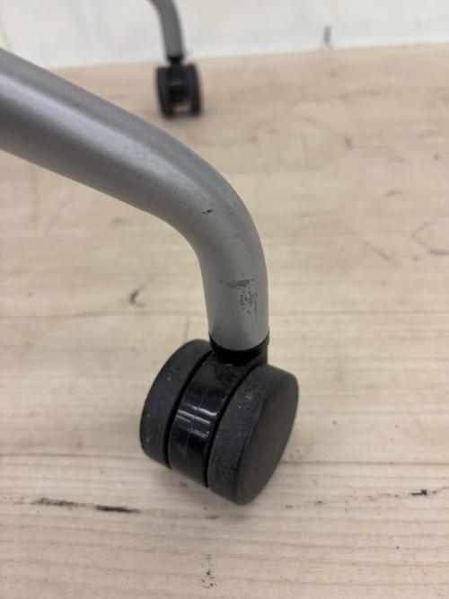 内田洋行 (ウチダヨウコウ) ミーティングチェア FM-345WS オレンジ