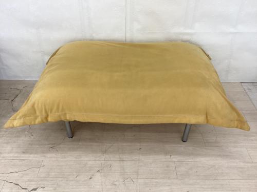ligne roset (リーンロゼ) オットマン イエロー CALIN