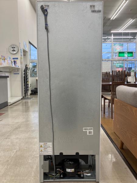 Hisense (ハイセンス) 2ドア冷蔵庫 HR-D1701W 2023年製 175L