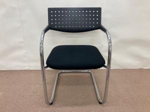 Vitra (ヴィトラ) スタッキングチェアー ブラック