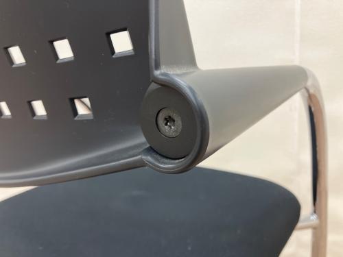 Vitra (ヴィトラ) スタッキングチェアー ブラック