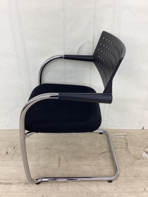 Vitra (ヴィトラ) スタッキングチェアー ブラック