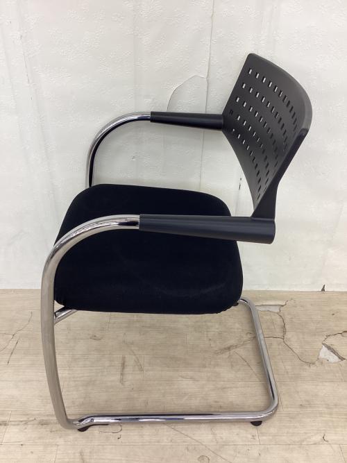 Vitra (ヴィトラ) スタッキングチェアー ブラック