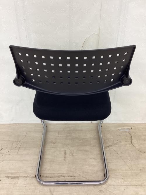 Vitra (ヴィトラ) スタッキングチェアー ブラック