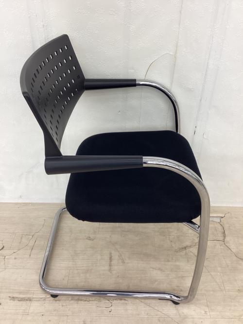 Vitra (ヴィトラ) スタッキングチェアー ブラック