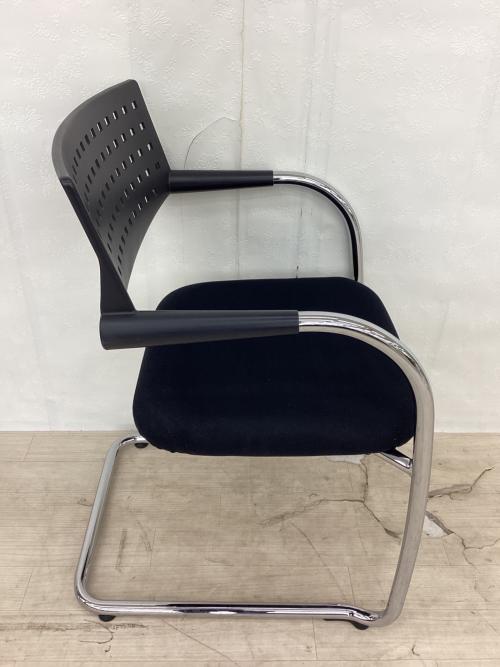 Vitra (ヴィトラ) スタッキングチェアー ブラック