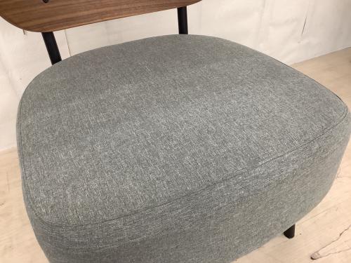 ニトリ アクセントチェア グレー×ブラウン アブリコ