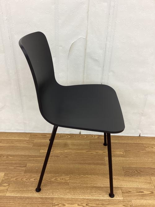 Vitra (ヴィトラ) スタッキングチェアー ブラック HAL