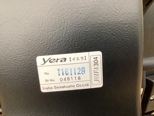 イナバ オフィスチェア アジャスタブル肘 ブラック yera