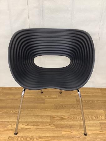 Vitra (ヴィトラ) トムバックチェア ブラック