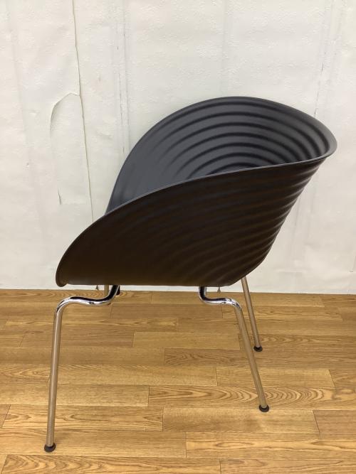 Vitra (ヴィトラ) トムバックチェア ブラック