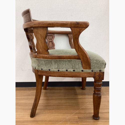 アームチェアー ブラウン 彫刻入り 扇