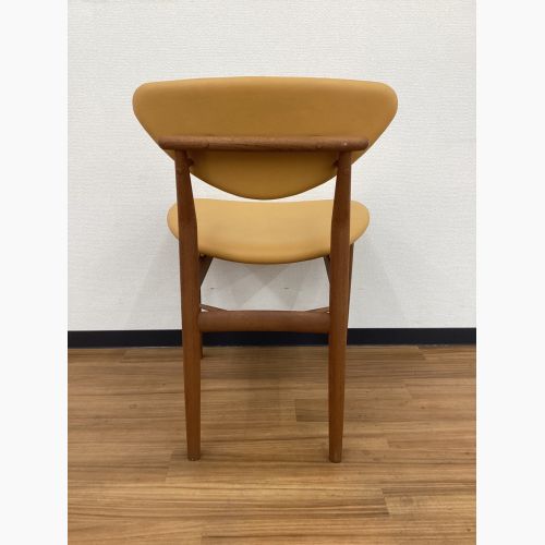 OneCollection (ワンコレクション) ダイニングチェアー オレンジ×ブラウン デンマーク製 北欧デザイン レザー×チーク 108 Chair FINN JUHL