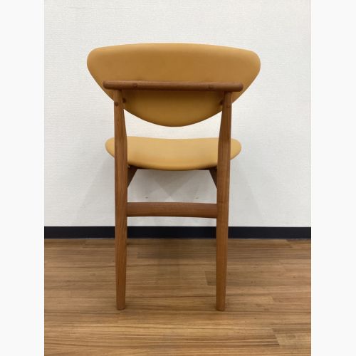 OneCollection (ワンコレクション) ダイニングチェアー オレンジ×ブラウン デンマーク製 北欧デザイン レザー×チーク 108 Chair FINN JUHL