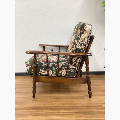 karimoku (カリモク)  肘掛椅子 WC6000-K コロニアル ビーチ材×ファブリック