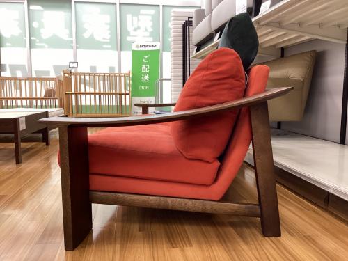 ①カリモク　karimoku オールドカリモク　レッド　レザー　アームソファ ② カリモク karimoku オールドカリモク レッド レザー アームソファ