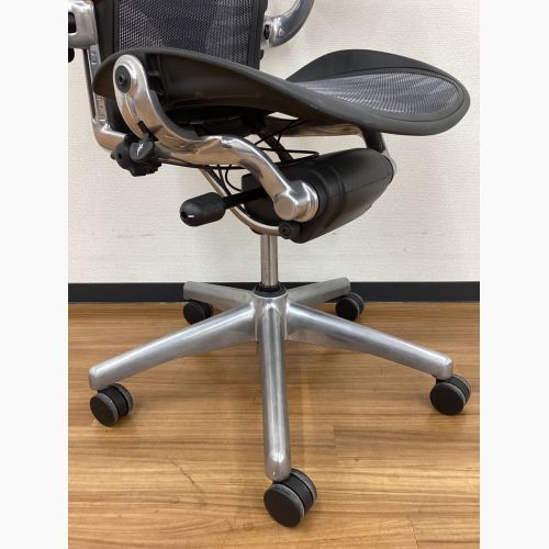 Herman Miller (ハーマンミラー) アーロンチェア AE113AFB ポスチャーフィット フル装備 Bサイズ ポリッシュドアルミニウムベース