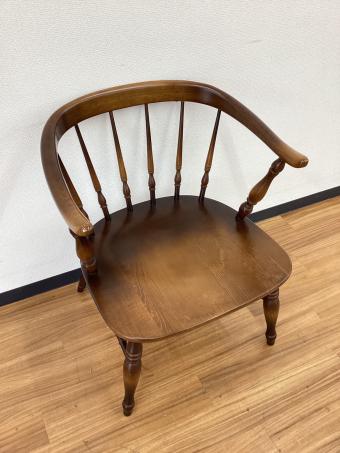 飛騨産業 (ヒダサンギョウ) ウィンザーチェア 穂高 スモーカーズチェア キツツキマーク アーム付