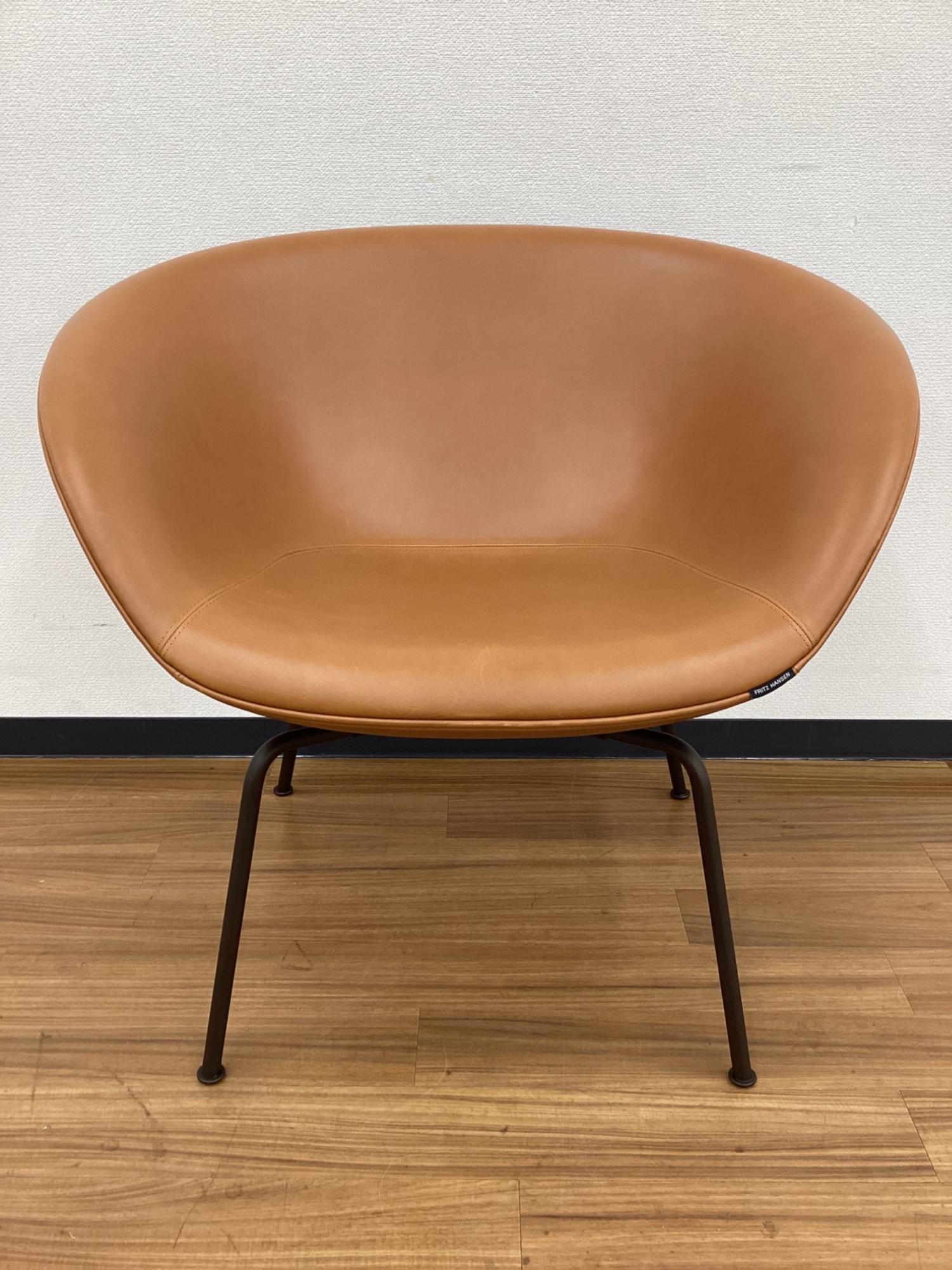 Fritz Hansen (フリッツハンセン) POT 3318 ポットチェア Arne