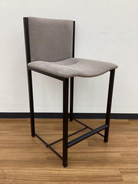 H22C25a Cassina ixc. DESALTO カウンターチェア Cassina ixc. (カッシーナ イクスシー) LIMA/C カウンターチェア Tito
