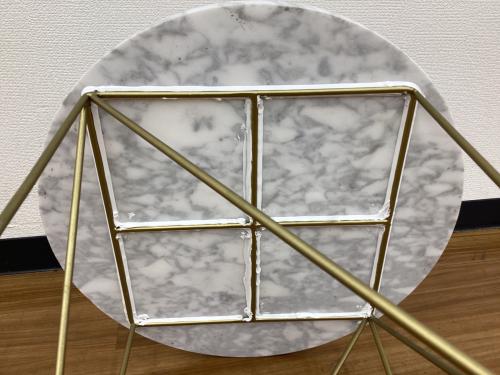 KARE (カレ) サイドテーブル キーラーゴホワイト 40cm｜トレファクONLINE