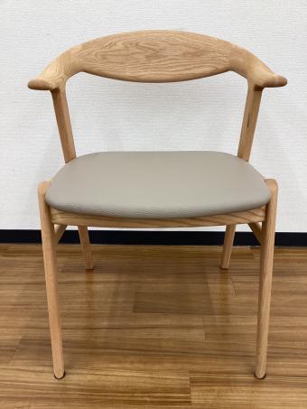 IDC大塚家具 (アイディーシーオオツカカグ) ダイニングチェアー フィル+C  PVC#1/FCLオーク THBE レッドオーク材/PVC