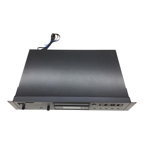 TASCAM (タスカム)  業務用CDプレイヤー CD-200 2013年製