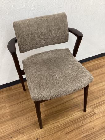 飛騨産業 (ヒダサンギョウ) ダイニングチェアー KX250AU SEOTO-EX セミアームチェア (張り座)