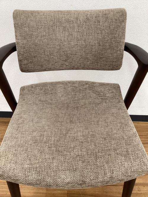 飛騨産業 (ヒダサンギョウ) ダイニングチェアー KX250AU SEOTO-EX セミアームチェア (張り座)