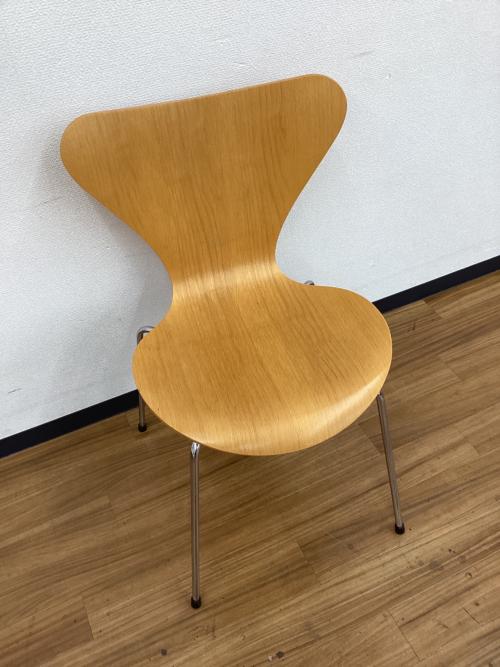 Fritz Hansen (フリッツハンセン) セブンチェア ビーチ アルネ・ヤコブセン