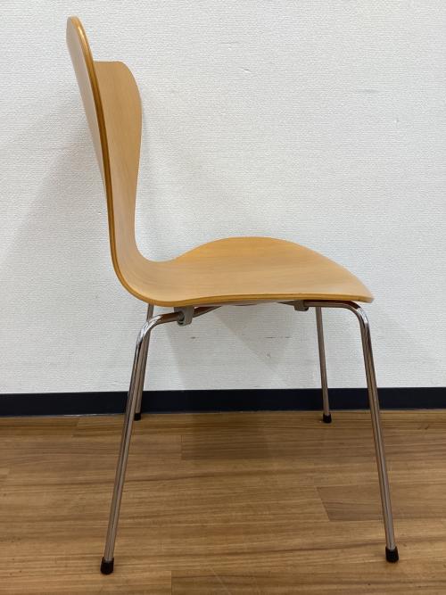 Fritz Hansen (フリッツハンセン) セブンチェア ビーチ アルネ