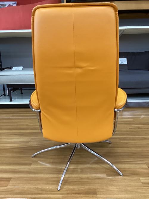 Ekornes (エコーネス) リクライニングチェアー ストレスレスチェア　CITY　レザー オットマン欠品