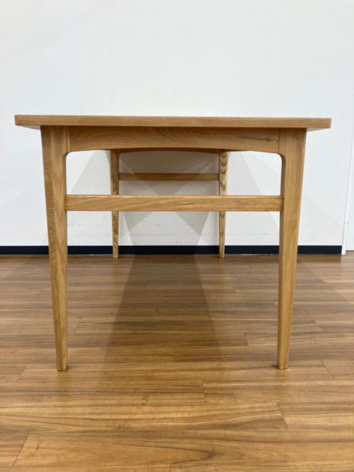 UNICO (ウニコ) SIGNE ダイニングテーブル 幅:約140㎝ ナチュラル