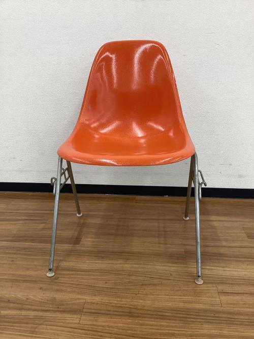 Herman Miller (ハーマンミラー) サイドシェルチェア スタッキング