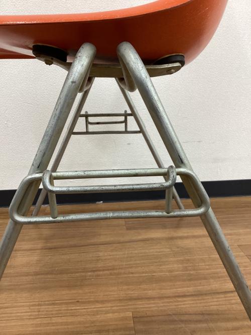 Herman Miller (ハーマンミラー) サイドシェルチェア スタッキングベース Mスタンプ　ラベルあり 推定1959年製