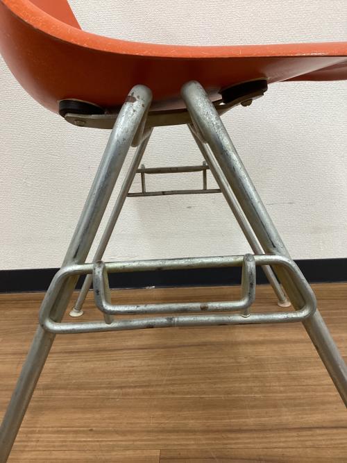 Herman Miller (ハーマンミラー) サイドシェルチェア スタッキング