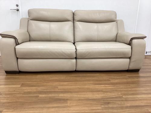 IDC大塚家具 (アイディーシーオオツカカグ) 電動リクライニングソファー ベージュ L/S